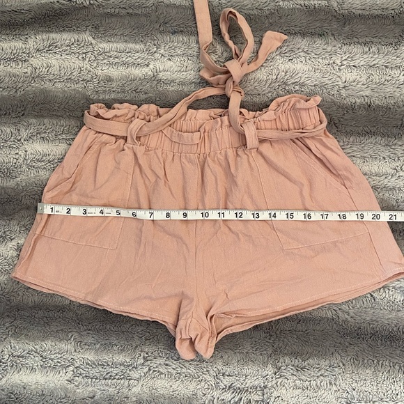 Rose Pink Paper bag shorts 🩷 - Picture 7 of 11